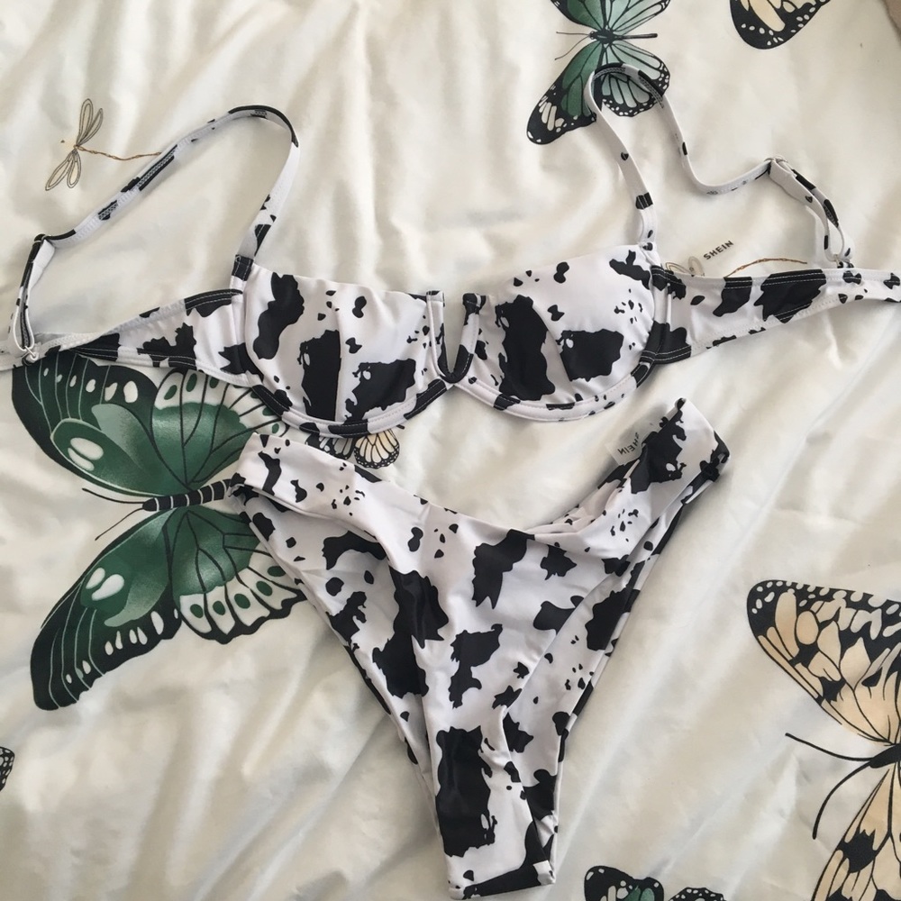 SHEIN cow print bikini